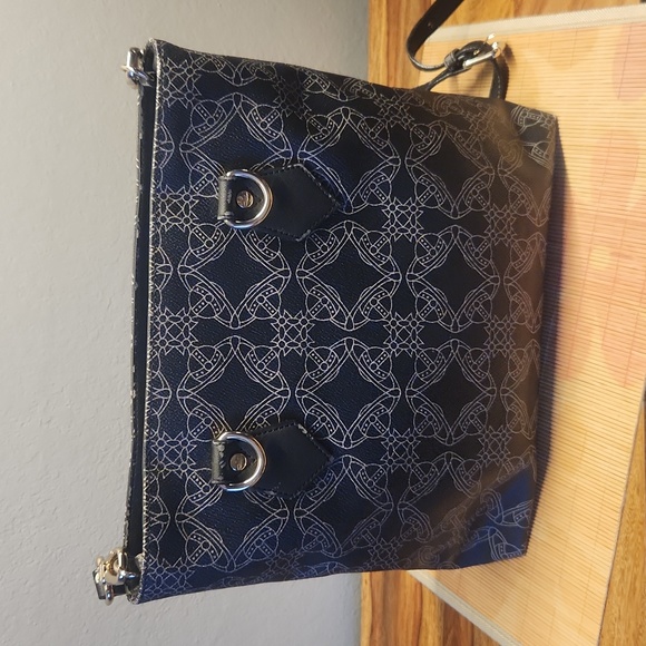 Vivienne Westwood crossbody, black leather with space ship design - Picture 5 of 16